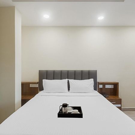 Townhouse Dj Grand Ξενοδοχείο Τιρουπάτι Εξωτερικό φωτογραφία