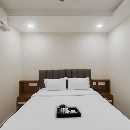 Townhouse Dj Grand Ξενοδοχείο Τιρουπάτι Εξωτερικό φωτογραφία