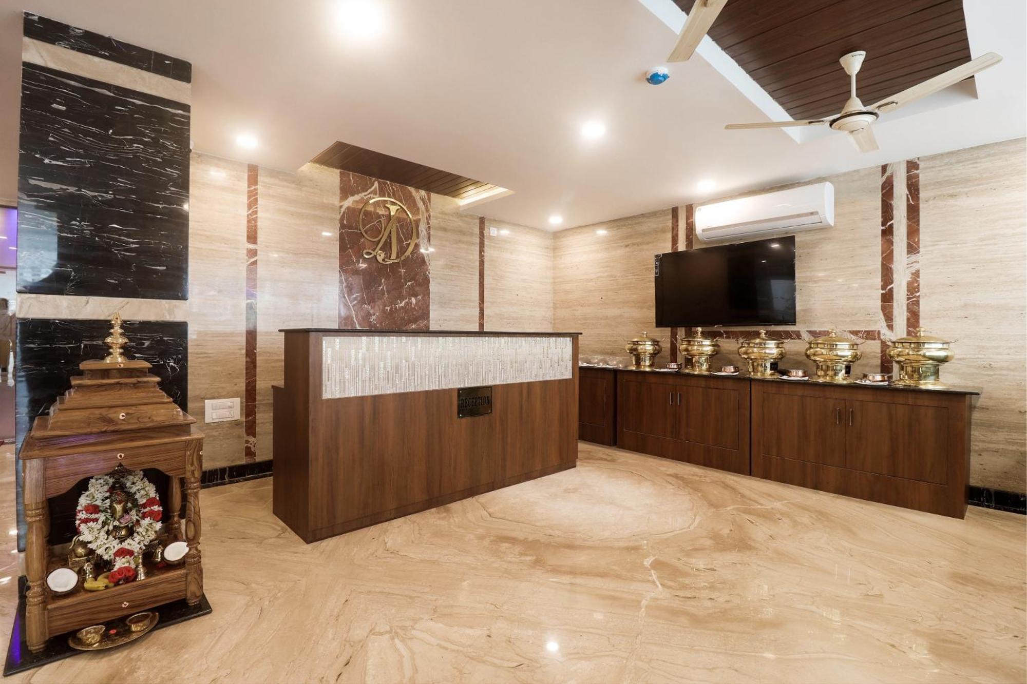 Townhouse Dj Grand Ξενοδοχείο Τιρουπάτι Εξωτερικό φωτογραφία