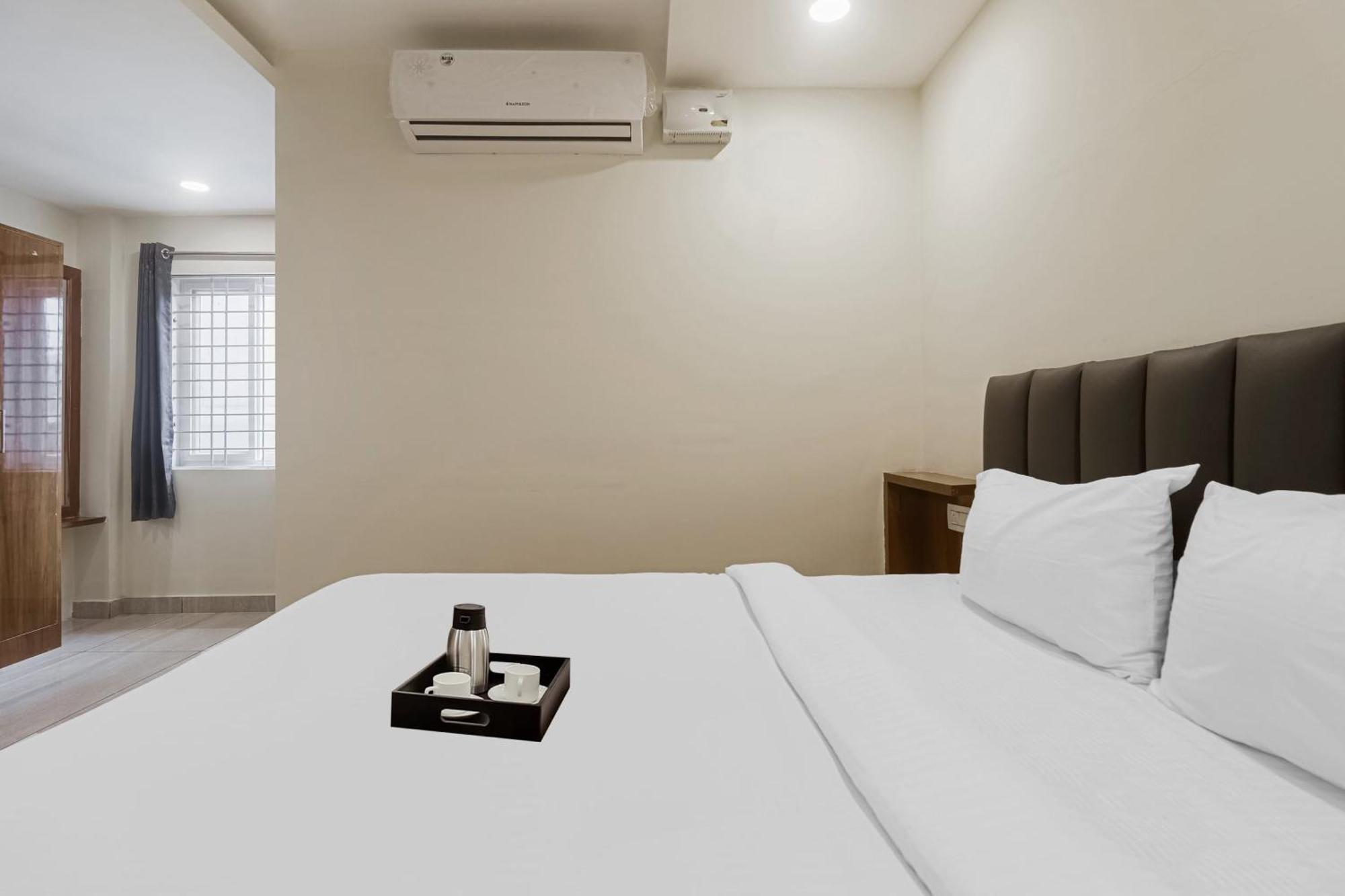 Townhouse Dj Grand Ξενοδοχείο Τιρουπάτι Εξωτερικό φωτογραφία