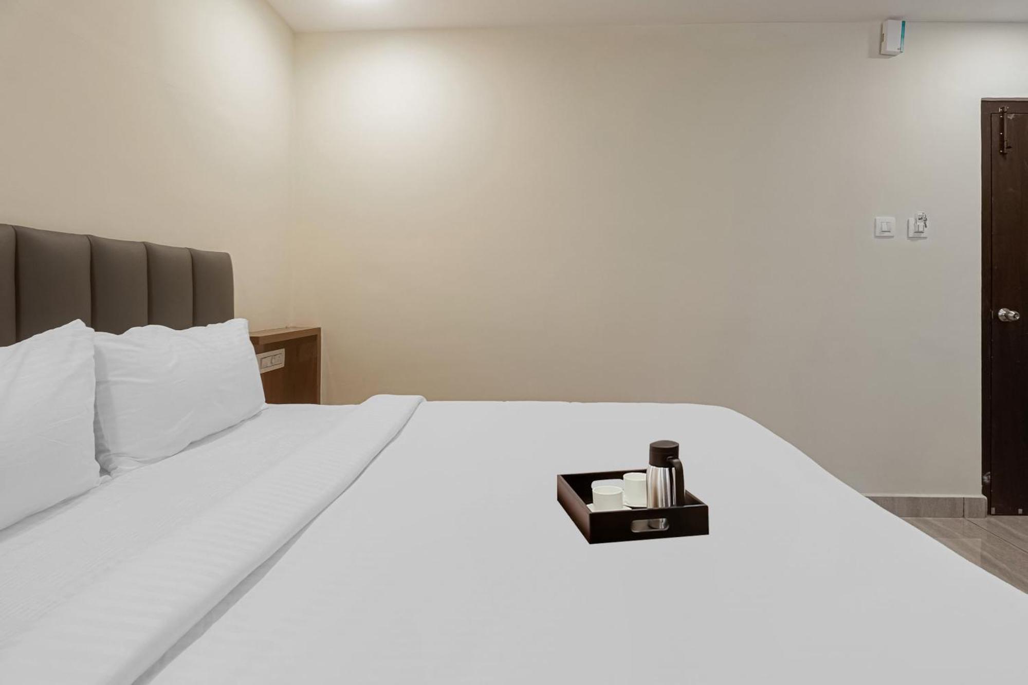 Townhouse Dj Grand Ξενοδοχείο Τιρουπάτι Εξωτερικό φωτογραφία