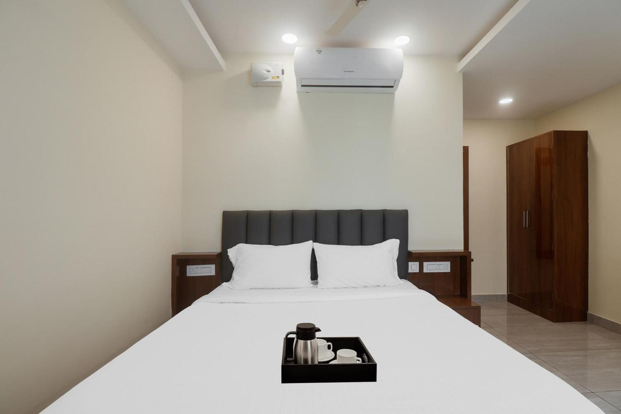 Townhouse Dj Grand Ξενοδοχείο Τιρουπάτι Εξωτερικό φωτογραφία